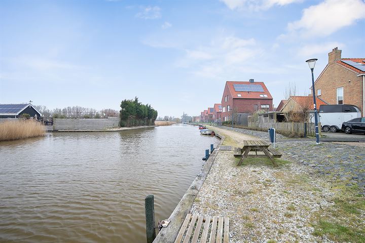 Bekijk foto 37 van Willem de Zwijgerstraat 14