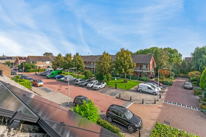 Bekijk foto 43 van Lindenlaan 24