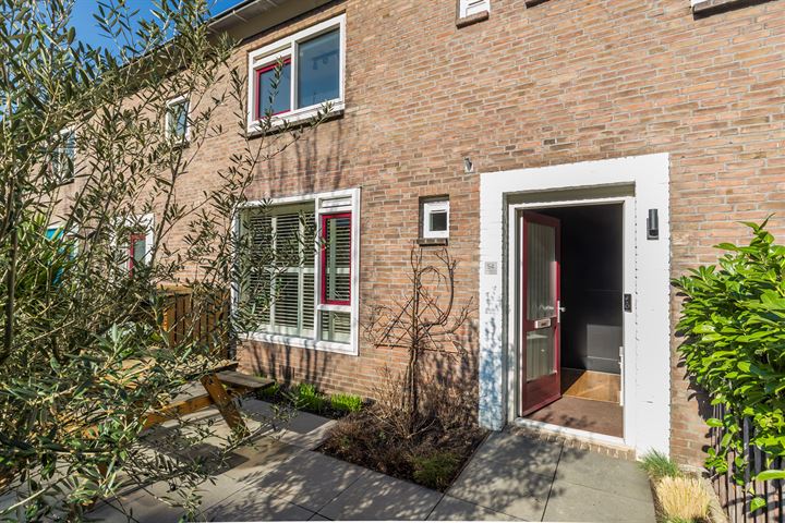 Bekijk foto 5 van Beatrixstraat 54