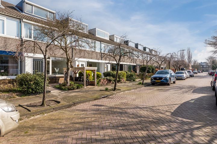 Bekijk foto 39 van Carneoolstraat 21