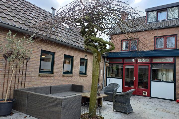 Bekijk foto 31 van Heerdgang 19