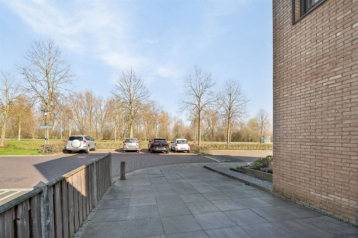 View photo 43 of Livingstonestraat 38