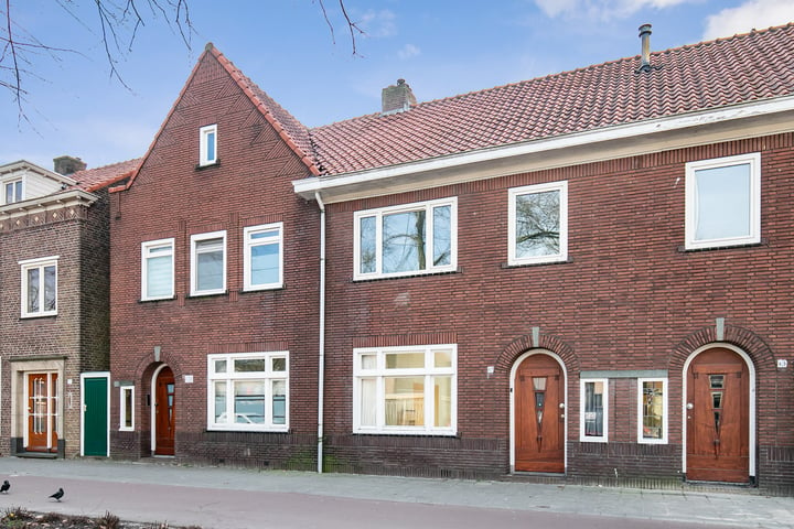 Bekijk foto van Zeelsterstraat 87