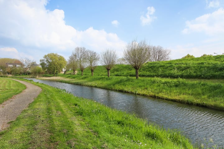 Bekijk foto 4 van Kamerlingh Onnesstraat 73