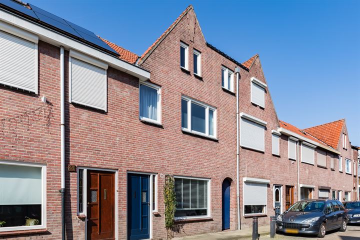 Bekijk foto 1 van Bisschop Masiusstraat 29