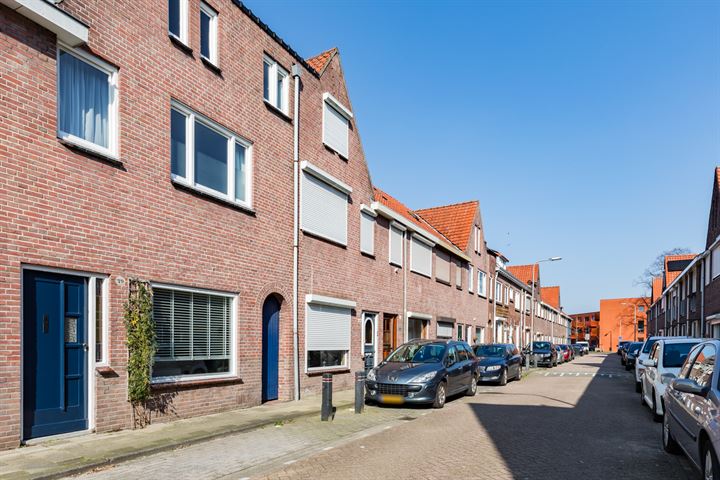 Bekijk foto 35 van Bisschop Masiusstraat 29