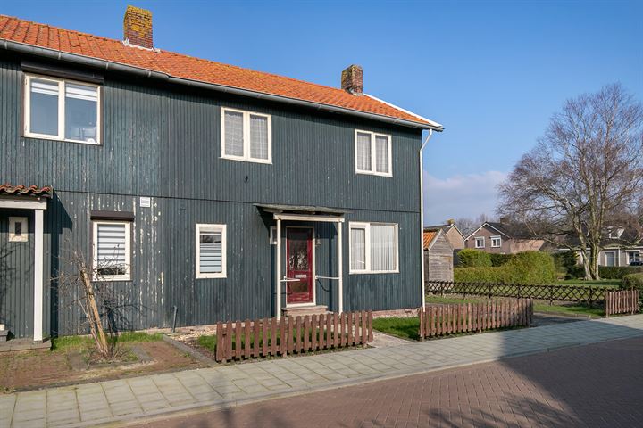 Bekijk foto 36 van Graaf Bernadottestraat 1