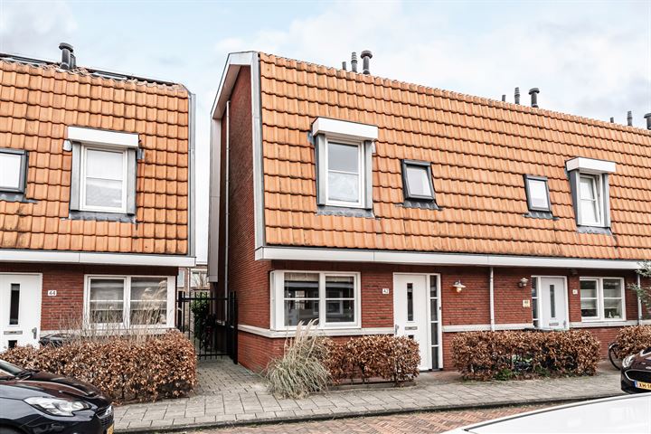 Bekijk foto 1 van Beukenstraat 42