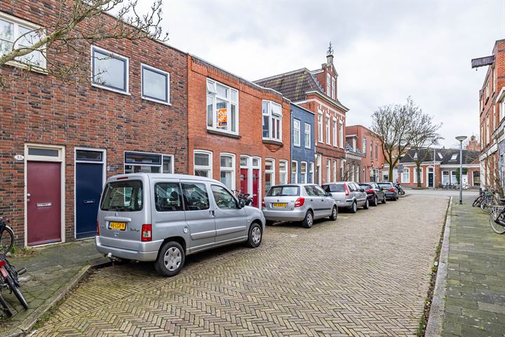 Bekijk foto 2 van Martenstraat 11