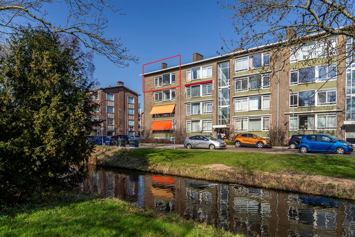 Bekijk foto 1 van Adama van Scheltemastraat 8