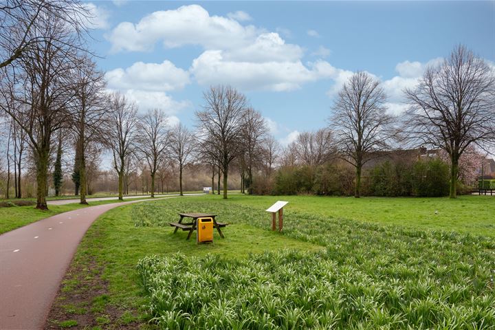 Bekijk foto 42 van Rijk Takkenlaan 58