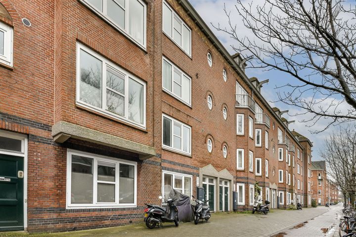 Bekijk foto 1 van Van Hilligaertstraat 200