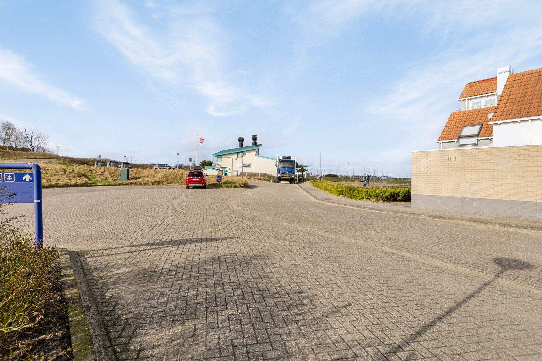 Photo 21 of Zaete 7