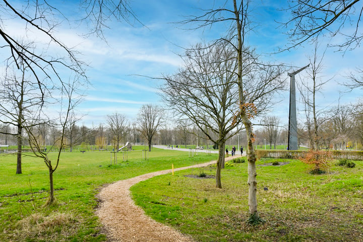 Bekijk foto 26 van Leeuwarderweg 24