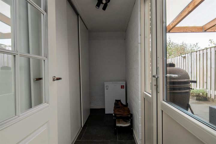 View photo 19 of Frederik van Blankenheimstraat 3