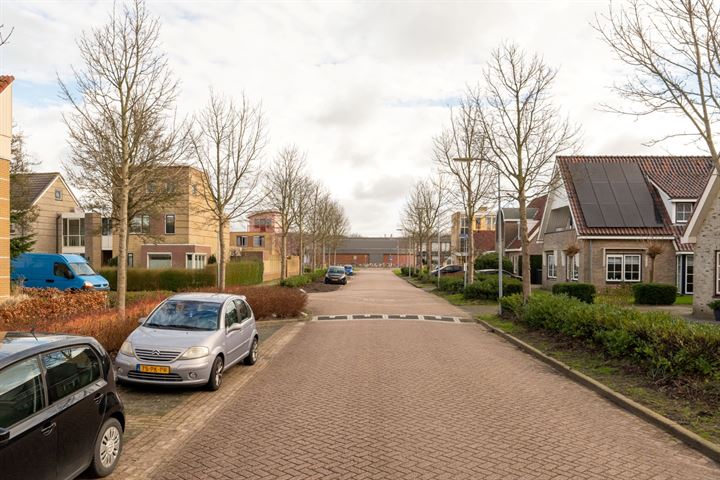 Bekijk foto 34 van Rietvoornlaan 6