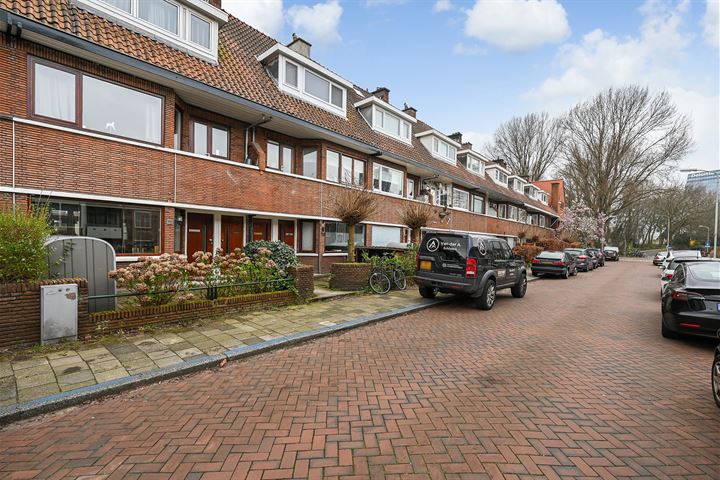 View photo 2 of Von Geusaustraat 147