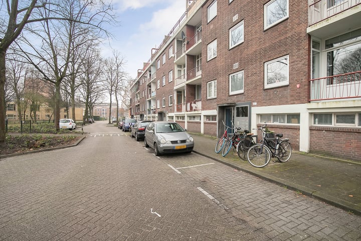 Bekijk foto 4 van Brigantijnstraat 13-B