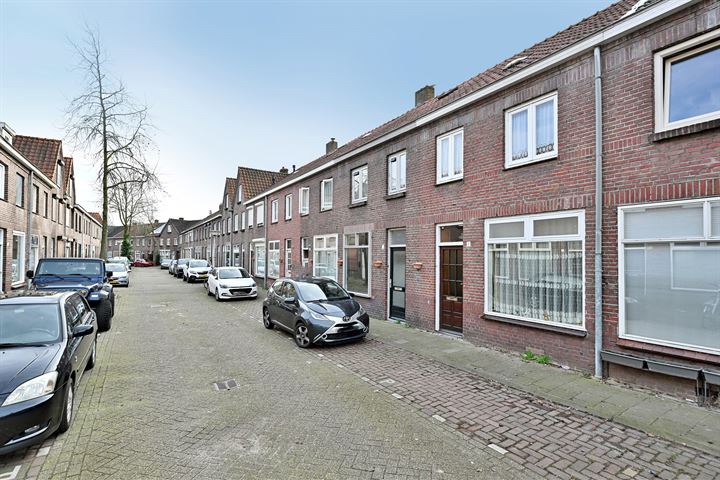 View photo 2 of Boekweitstraat 7