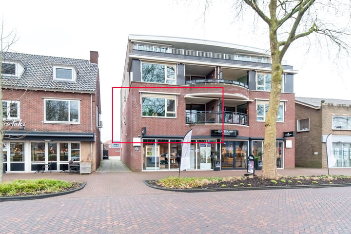 Bekijk foto 1 van Grotestraat 208-A