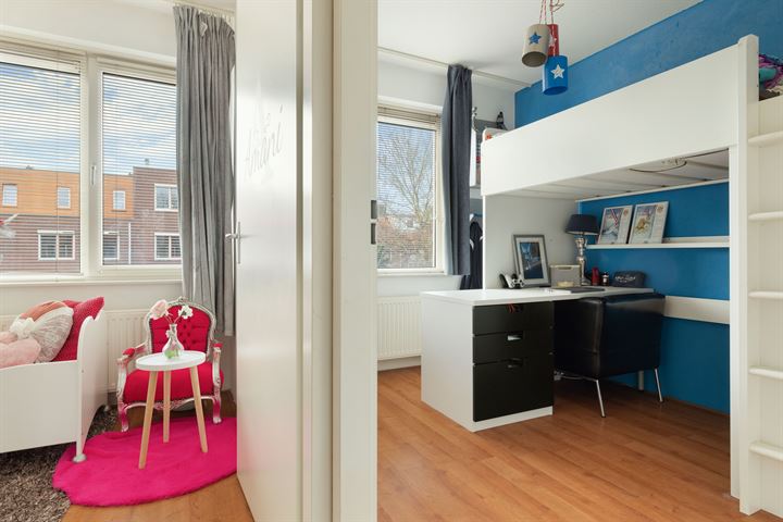 Bekijk foto 33 van Nassaustraat 16