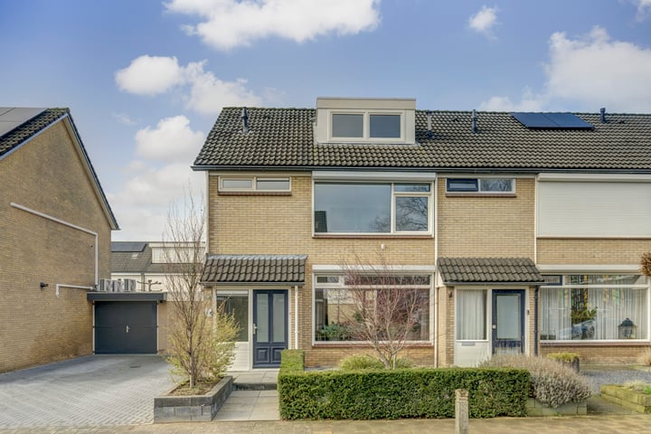 Bekijk foto 35 van Anjerstraat 13