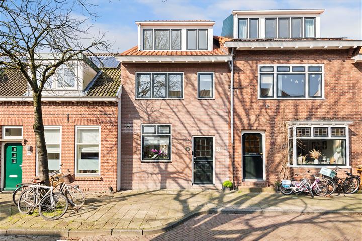 Bekijk foto 1 van Ten Katestraat 31