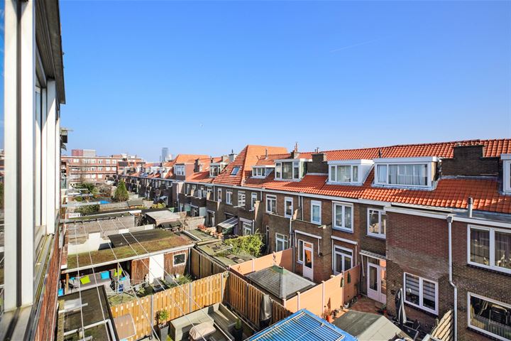 View photo 21 of Oudemansstraat 300