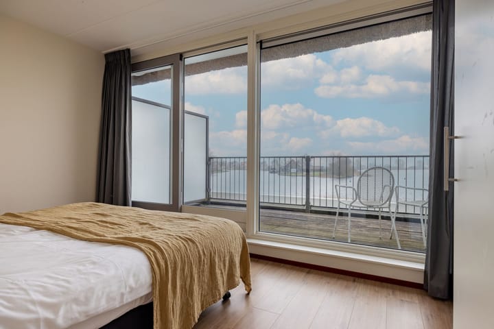 Foto 21 van Pharshoeke 57