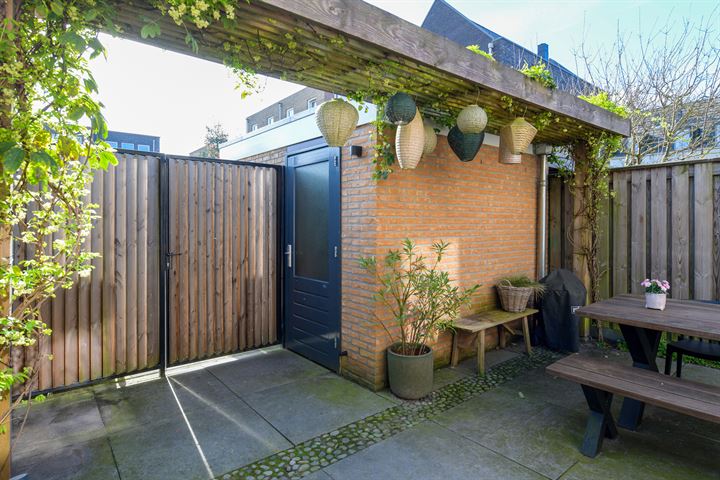 View photo 31 of Uitdamstraat 29