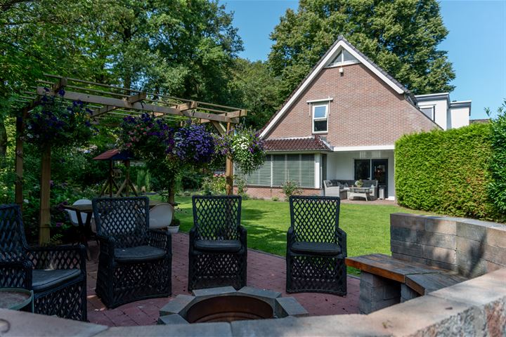 View photo 50 of Zuidbargerstraat 77