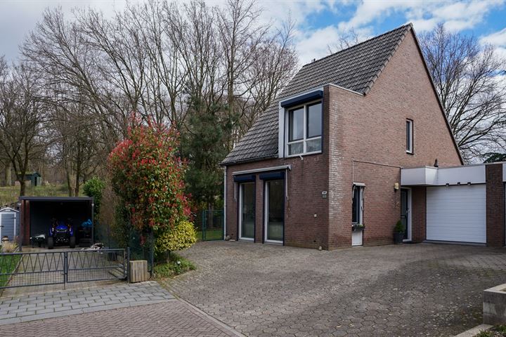 View photo 37 of Aan de Beuk 33