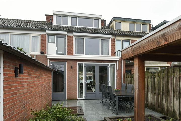 View photo 16 of Thorbeckelaan 17