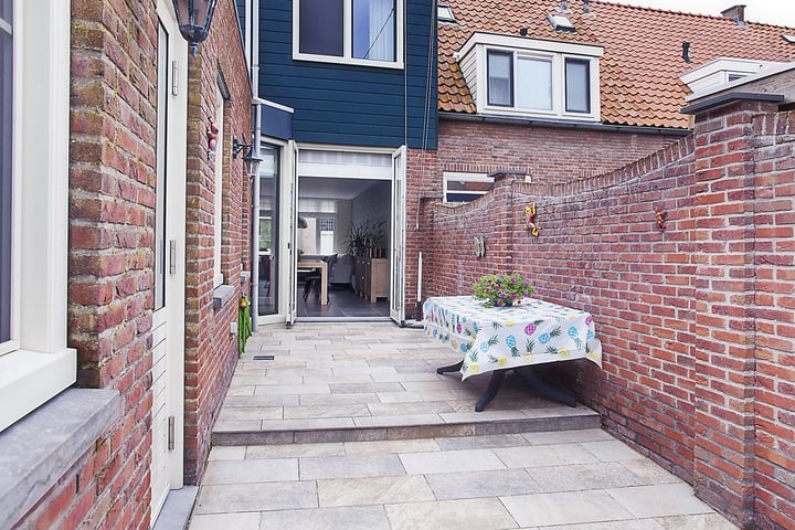 Bekijk foto 25 van Kapelaan Ruiterstraat 18