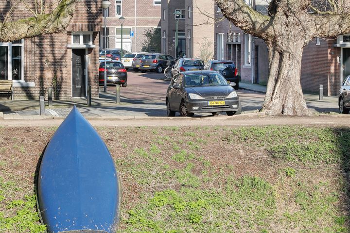 View photo 27 of Van der Venstraat 19