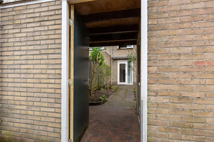 Bekijk foto 23 van Kamperfoeliestraat 32