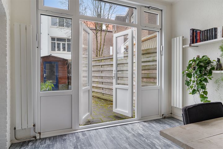 Bekijk foto 11 van Robijnstraat 48-B