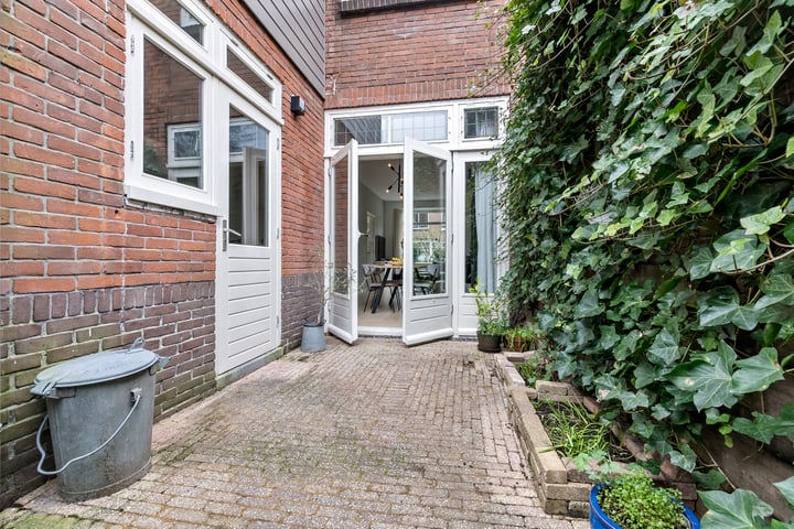 Bekijk foto 15 van Coornhertstraat 57