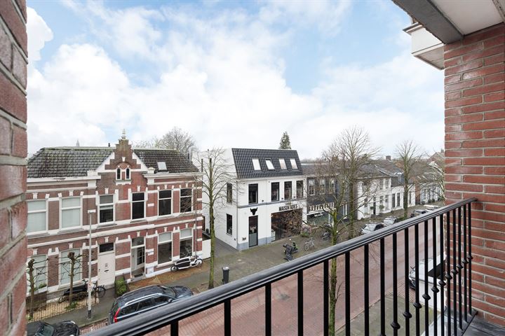 Bekijk foto 3 van Prins Hendrikstraat 179