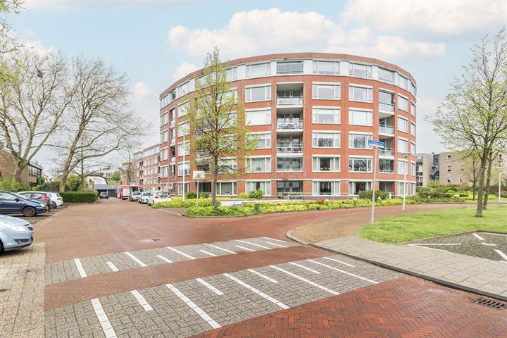 Bekijk foto 1 van Sint Martinusstraat 111