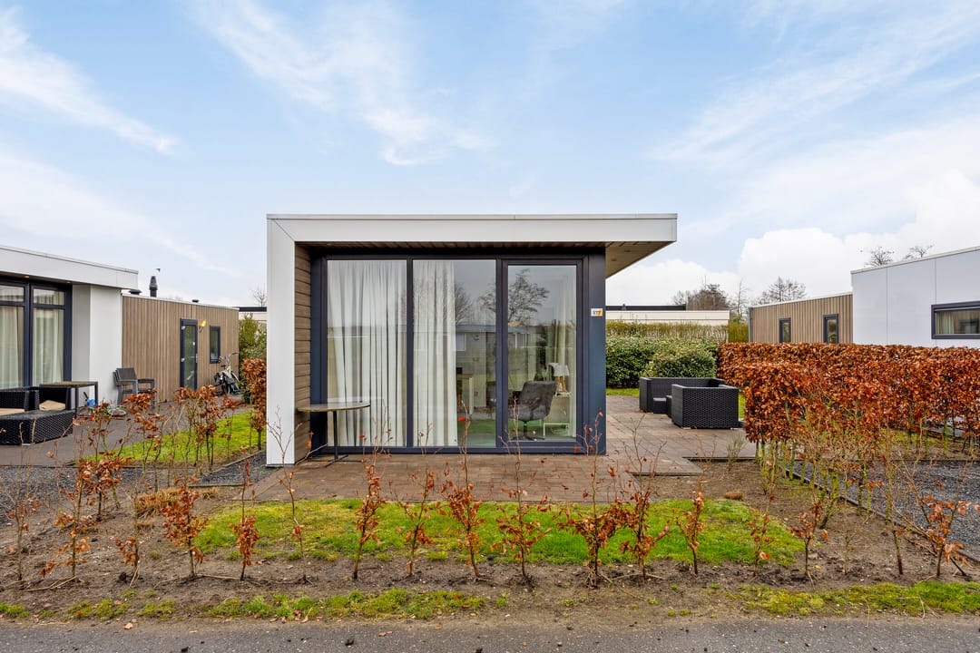 Foto 2 van Randmeerweg 8-577