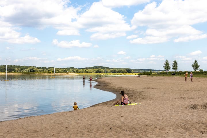 Foto 77 van Leeuwerikstraat 1