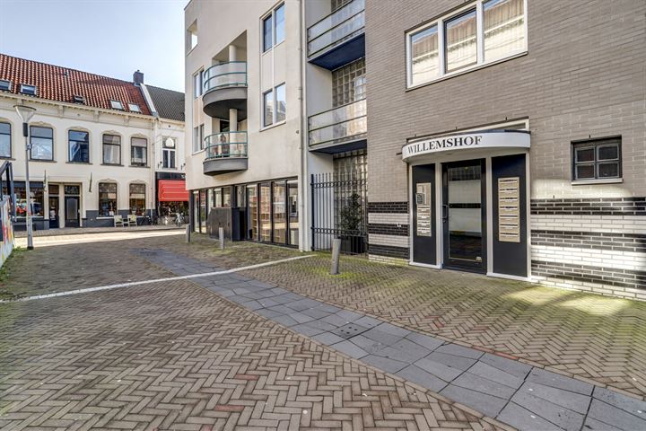 Bekijk foto 4 van Girostraat 6