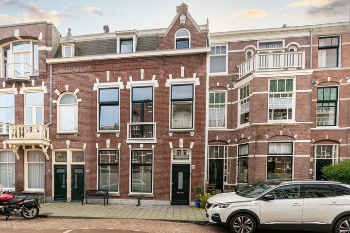 Bekijk foto 1 van Cornelis Jolstraat 16