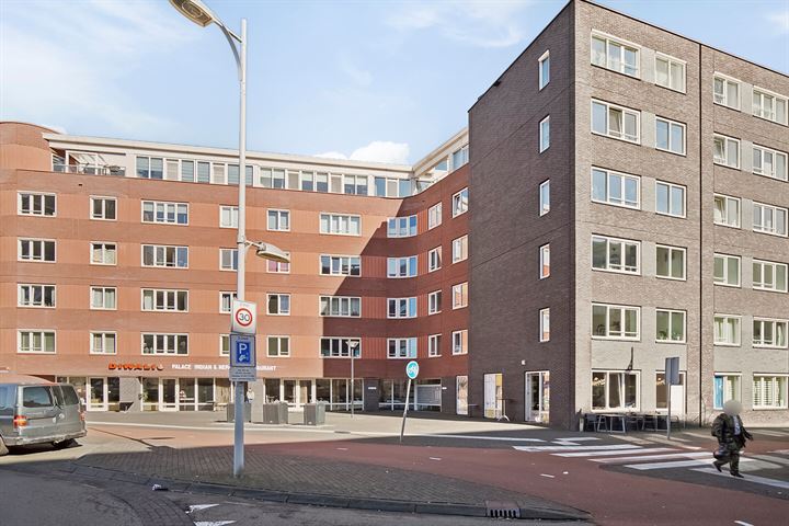 Bekijk foto 17 van Piet Mondriaanplein 279