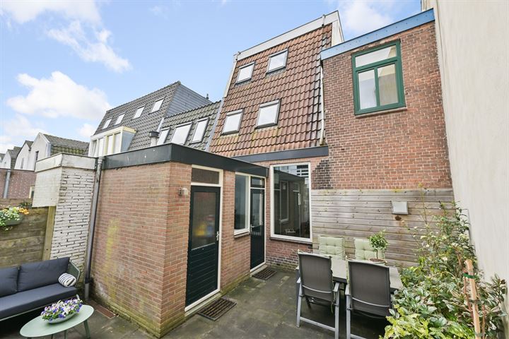 Bekijk foto 30 van Stuartstraat 64