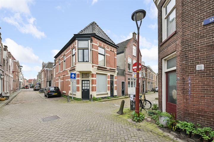 Bekijk foto 35 van Stuartstraat 64