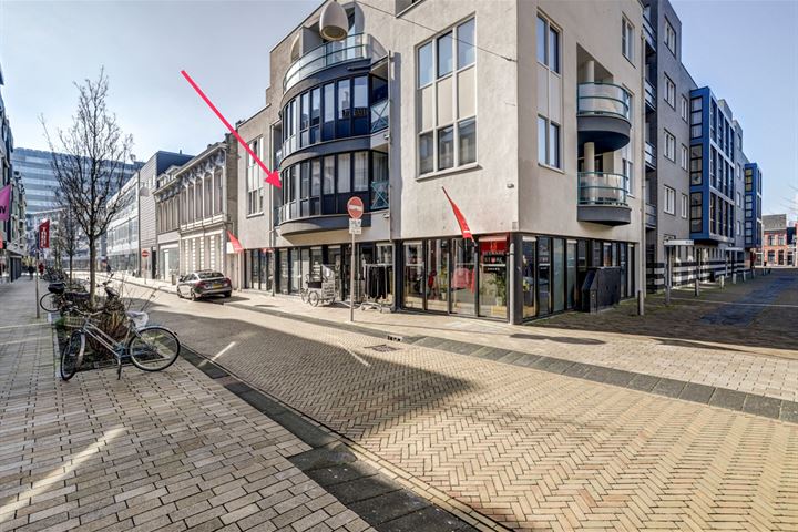 Bekijk foto 1 van Girostraat 6