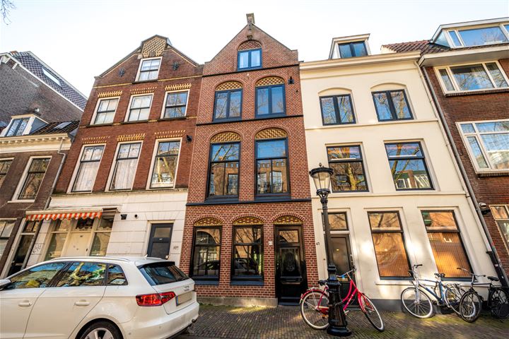 Bekijk foto 1 van Breedstraat 43