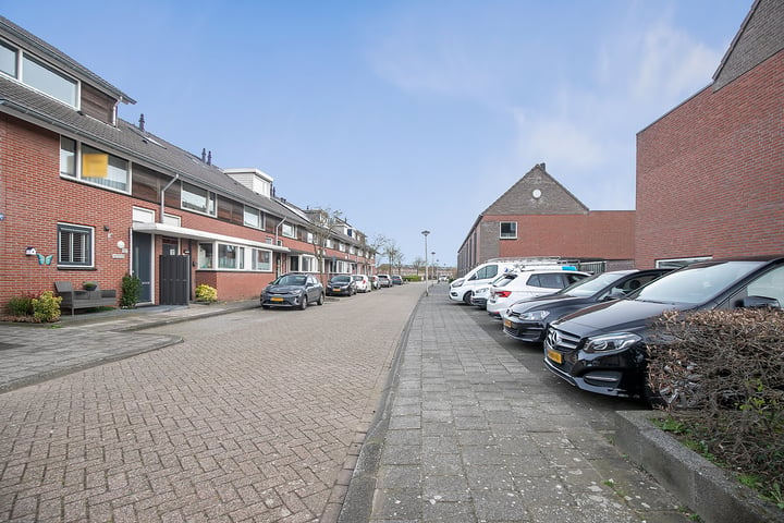 Bekijk foto 47 van Vicky Baumstraat 21